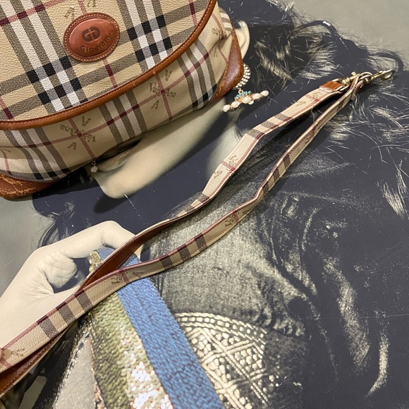 6️⃣5️⃣0️⃣ Gladiolus  Detachable 2 in one Bag. - Picture 8 of 12